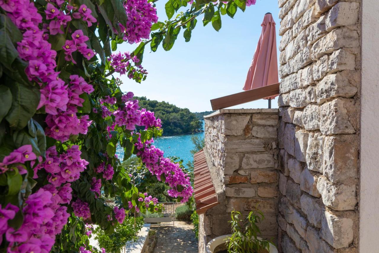 La Casa Ingrid - Couple'S Paradise Banjole Dış mekan fotoğraf